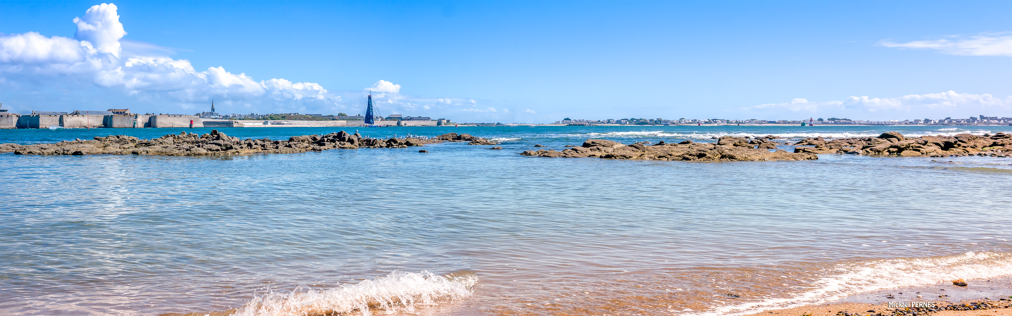 RÉF 193 Larmor-Plage appartement T1bis pleine vue mer